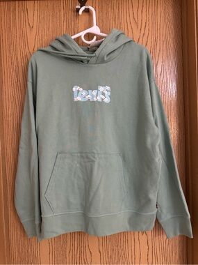 Levi's Sage Green Pullover Hoodie with Floral Logo Tag